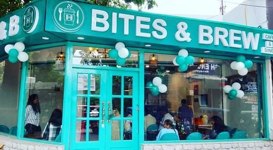 Brew & Bites Café in Banani